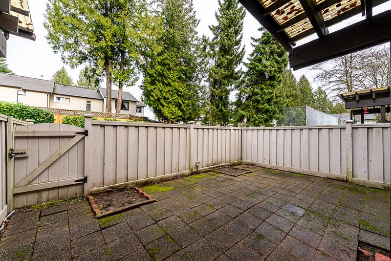 15- 3046 Coast Meridian Road - Photo 27